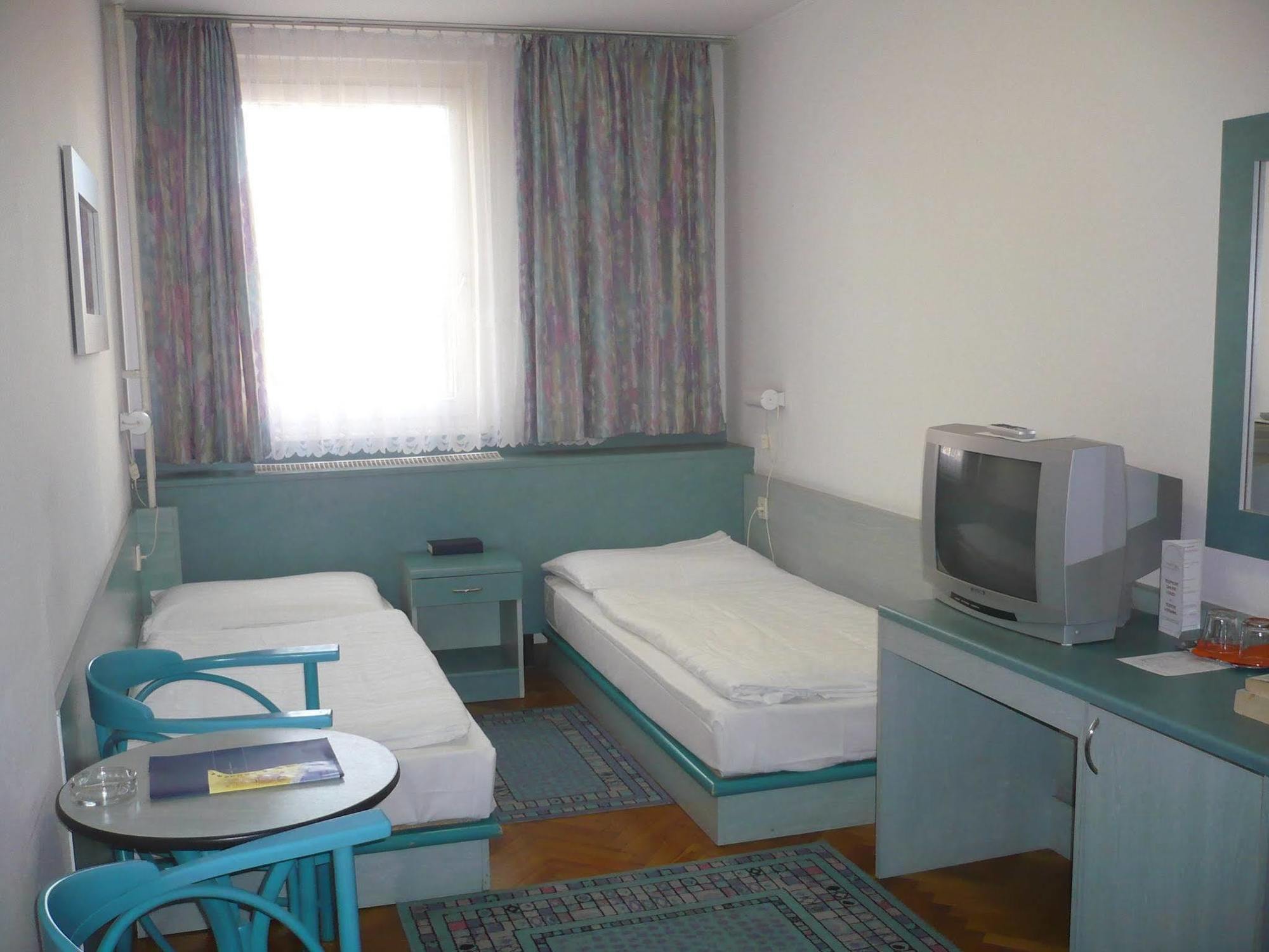 Hotel Ventura Budapeşte Dış mekan fotoğraf